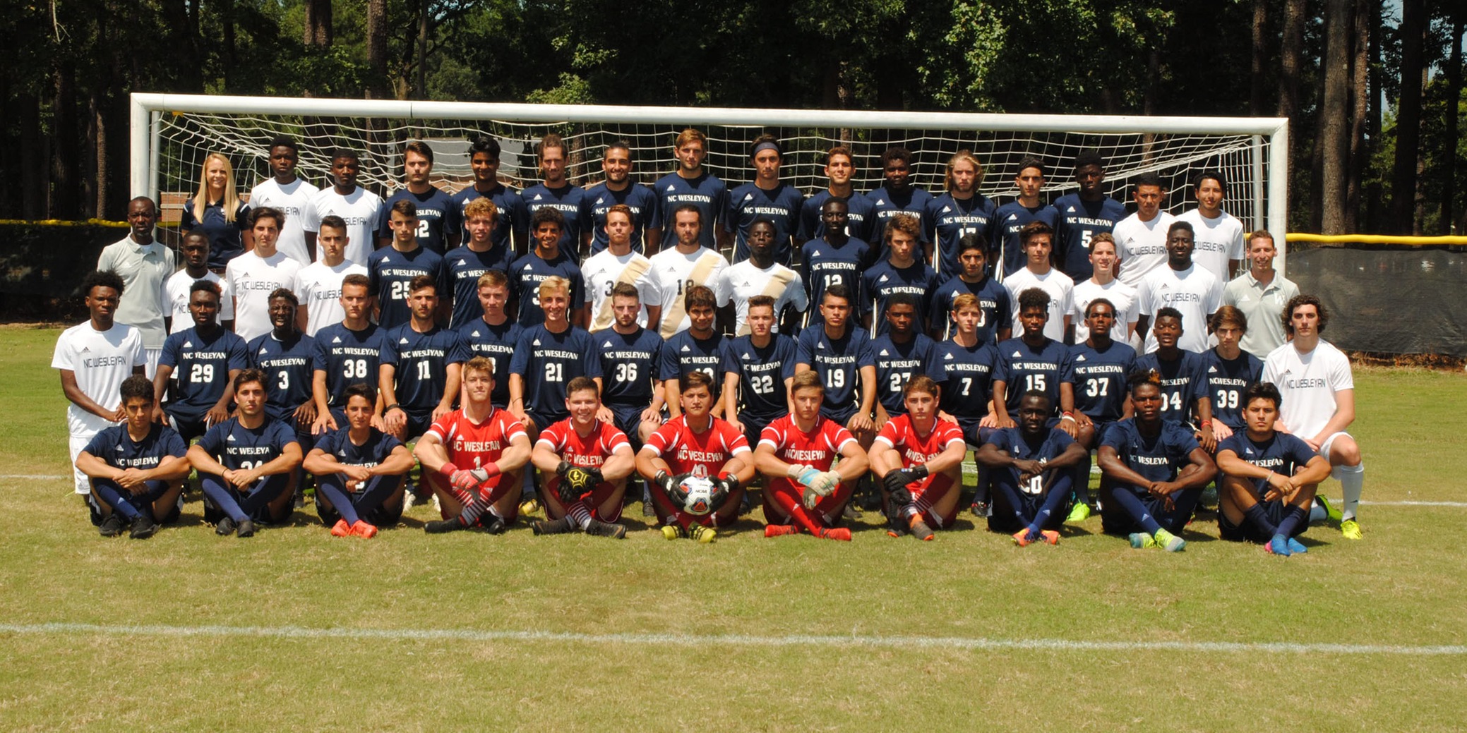 Men's Soccer suffers tough loss in USA South Semifinals; Genovese named to all-tourney team