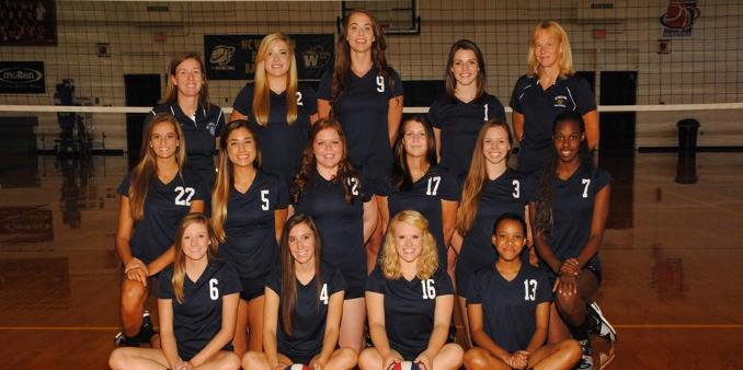 Volleyball Wraps Up Season with Sweep of Pacers