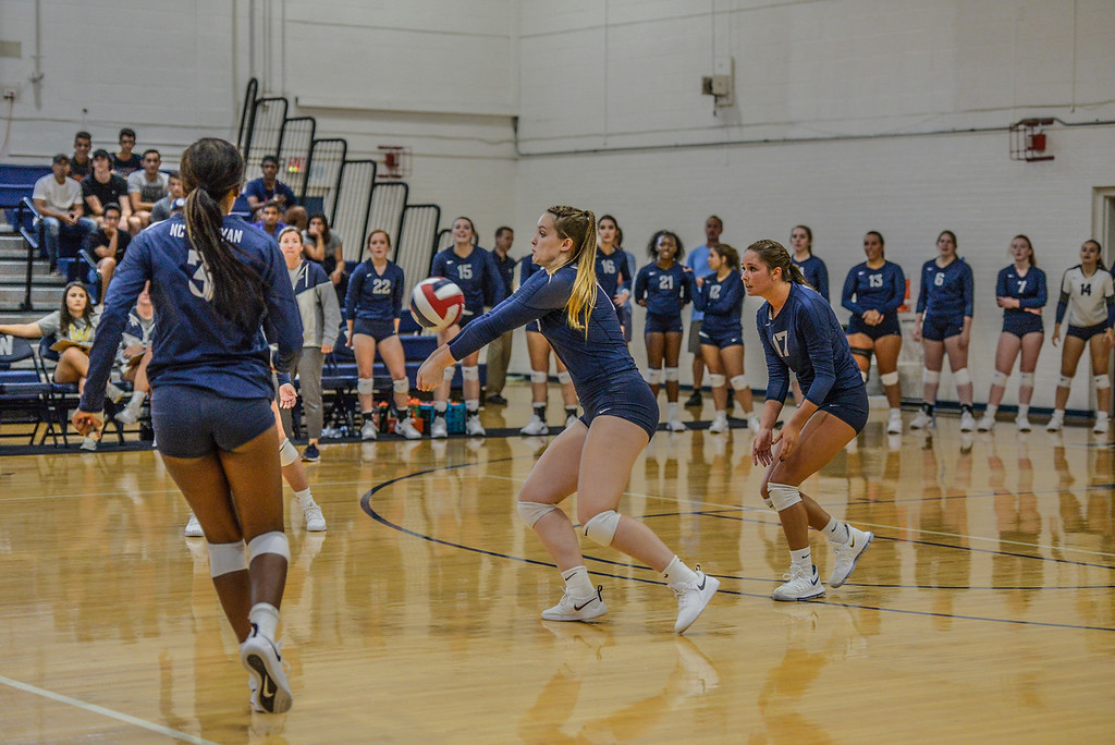 Bishop Volleyball drops Match vs. Peace