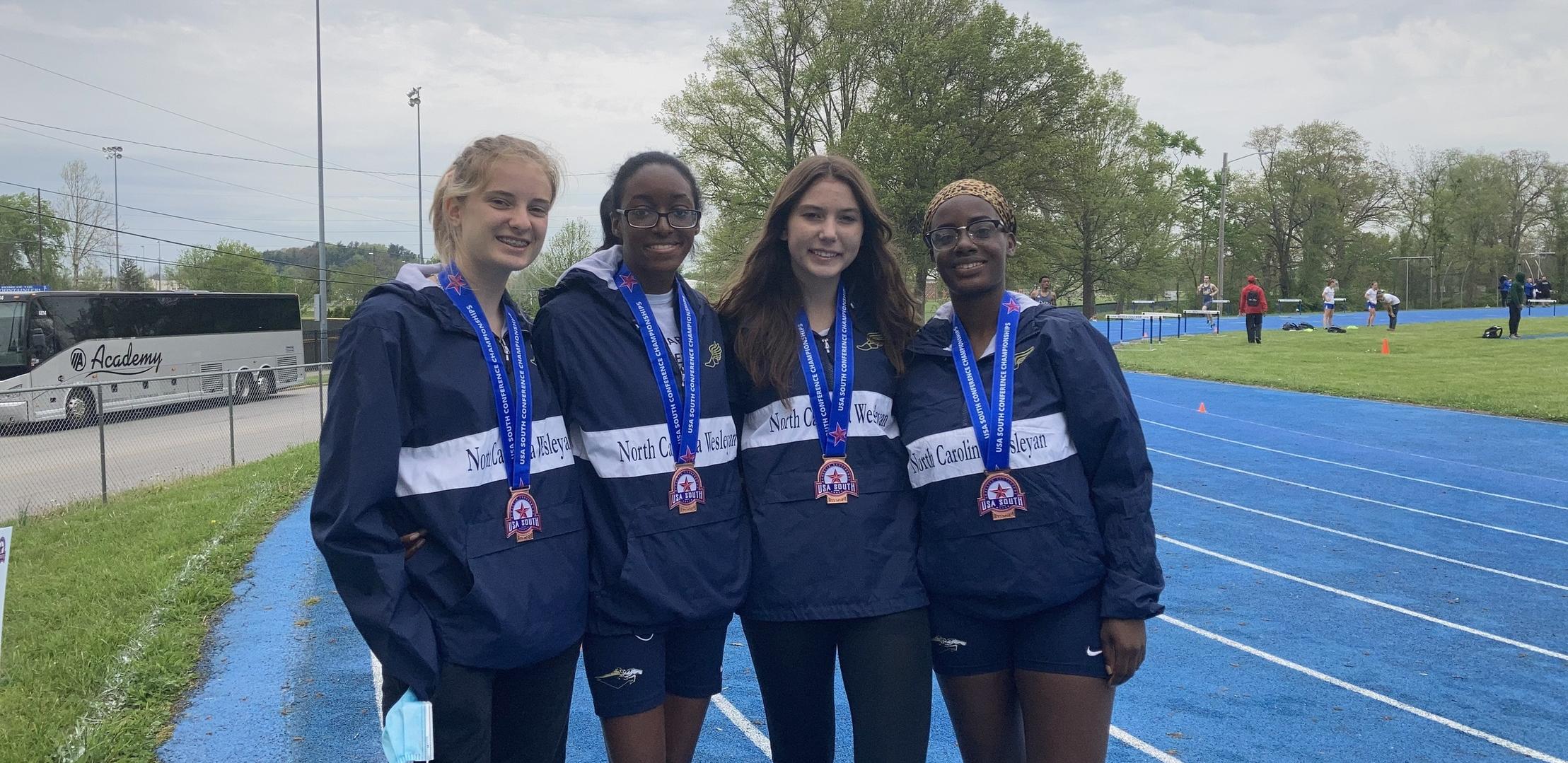 Women's Track Finishes 8th at USA South Meet