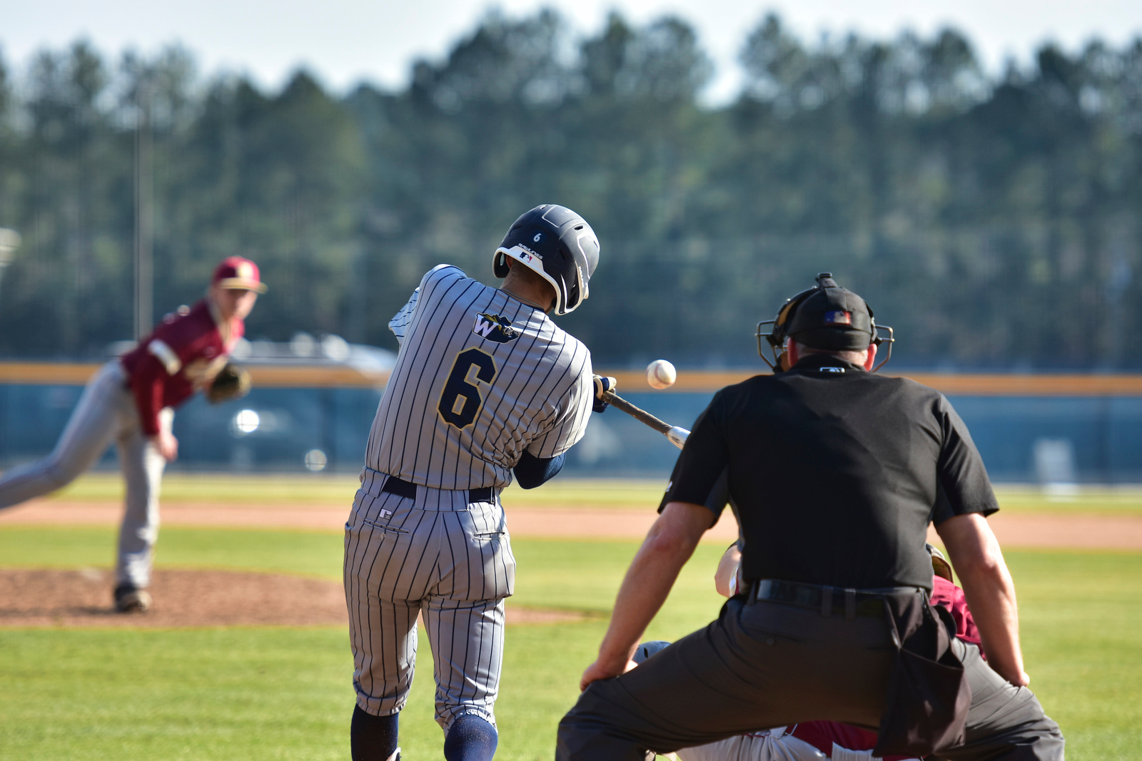 Bishops Sweep Mary Baldwin in Final Conference Road Series